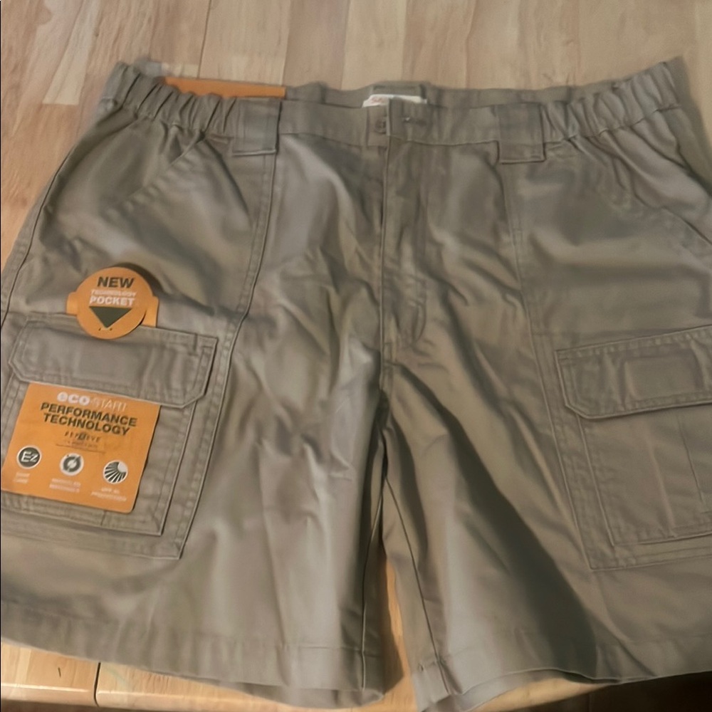 Men's khaki hiking Shorts